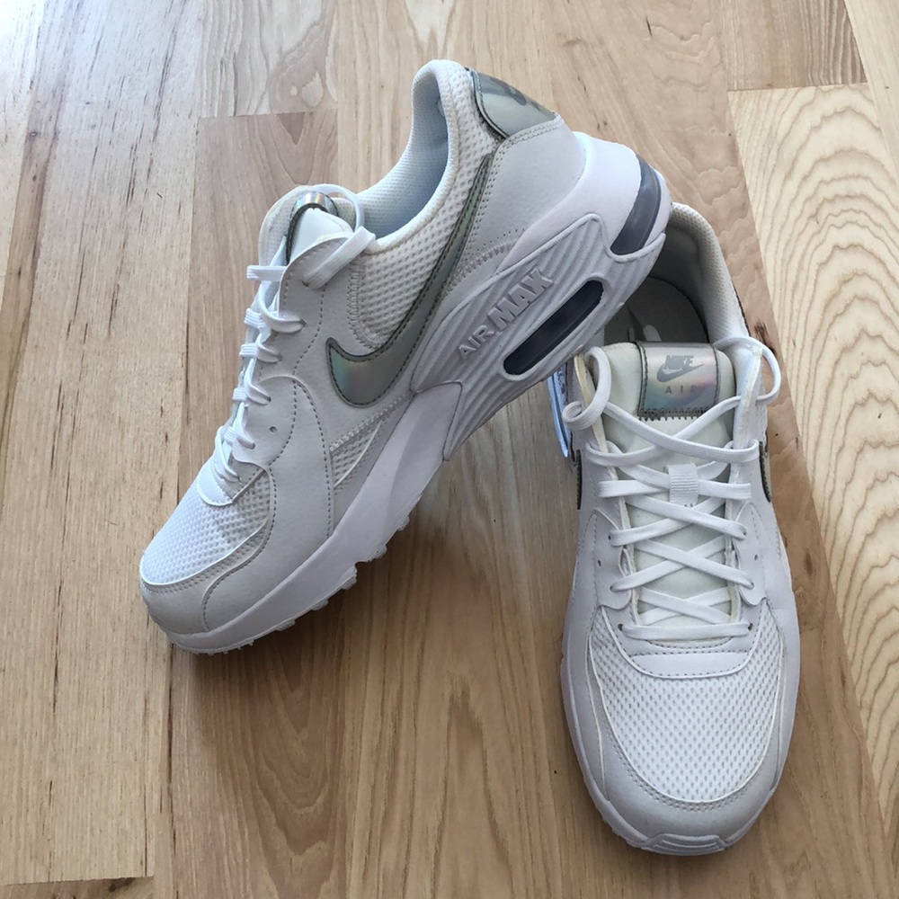NIKE Air Max Excee Women’s Shoes Size 9.5 – like NEW